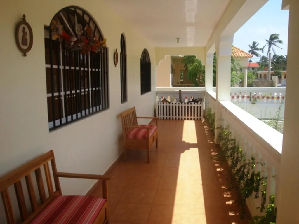 El Malecon B&B Hotel Cabrera Couette-café