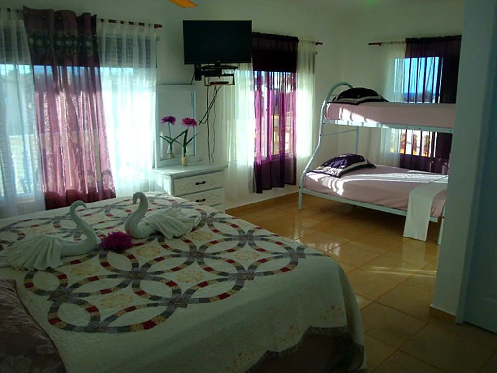 El Malecon B&B Hotel Cabrera Couette-café